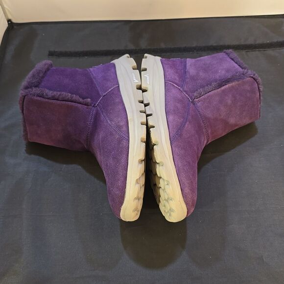 SKECHERS WOMEN'S ON THE GO JOY BUNDLE UP COZY ANKLE BOOTS - Picture 13 of 16